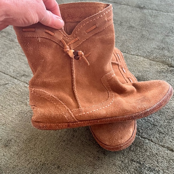 Ugg suede brown booties - Picture 3 of 8